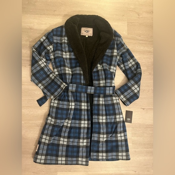 NWT UGG Kalib Sherpa lined Flannel Bath Robe - Picture 2 of 9